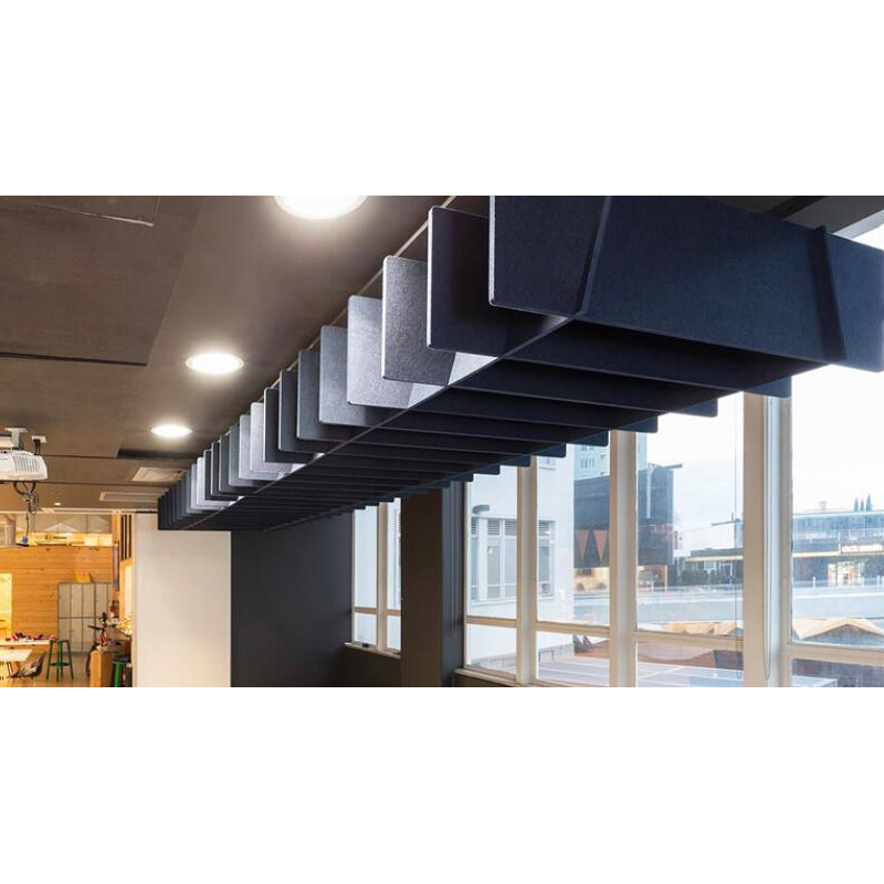 Qu'est-ce que le déflecteur acoustique du plafond en polyester?